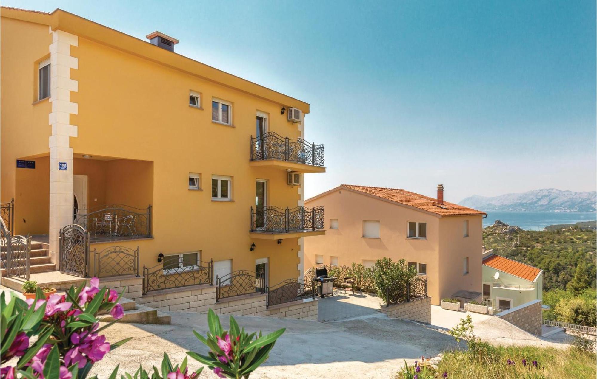 Nice Apartment In Krvavica With House Sea View Exterior foto